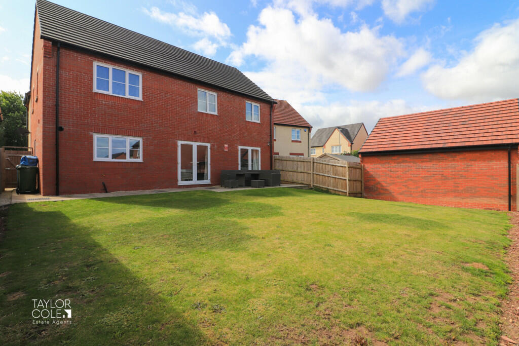 Additional image 33 of Fisher Close, Tamworth