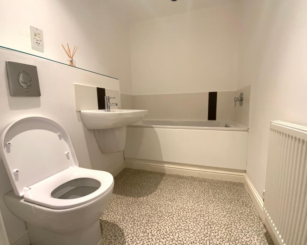 Additional image 10 of Mount Pleasant, Redditch, B97