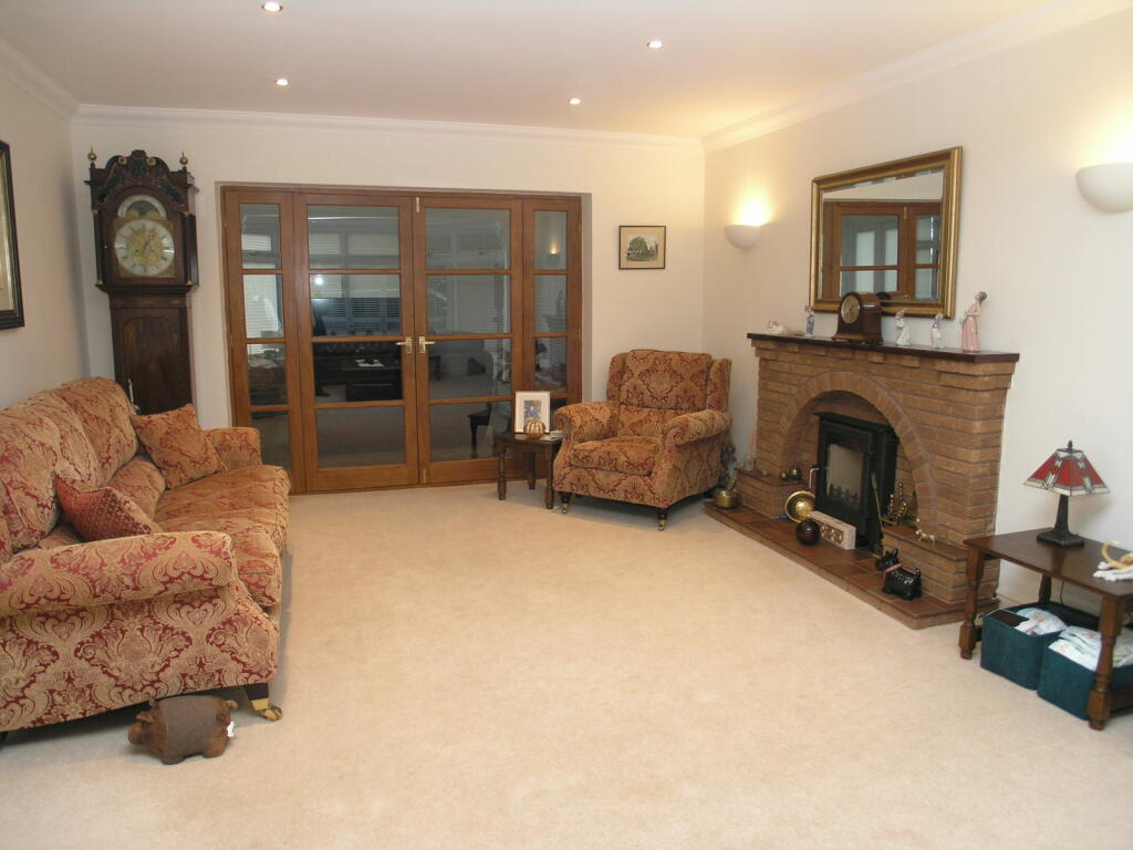 Additional image 5 of HALESOWEN, Longlands Road