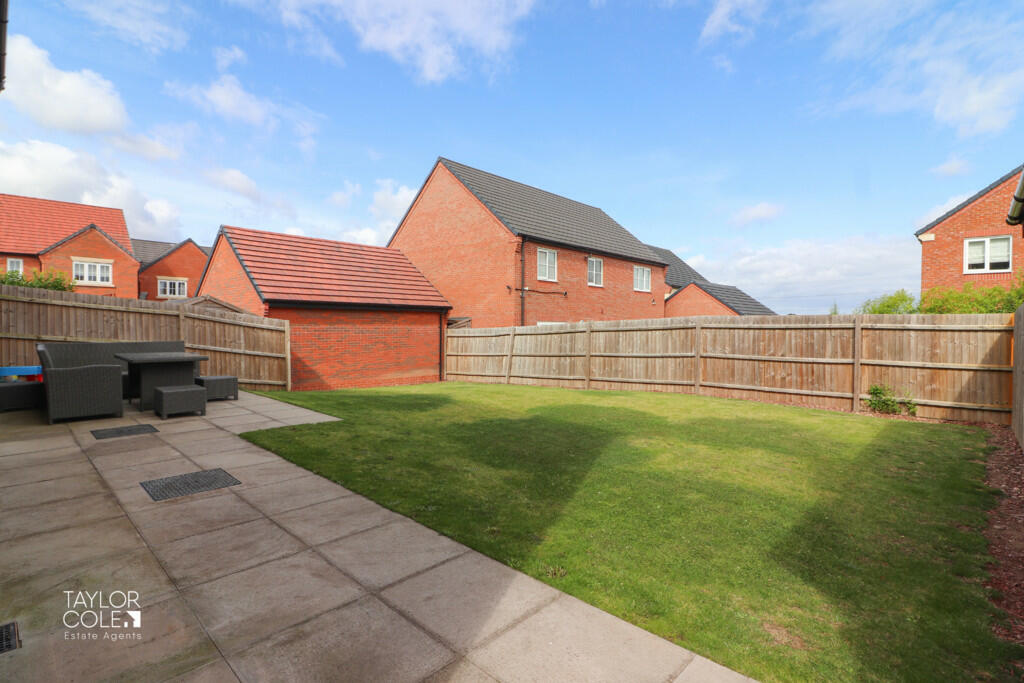 Additional image 32 of Fisher Close, Tamworth