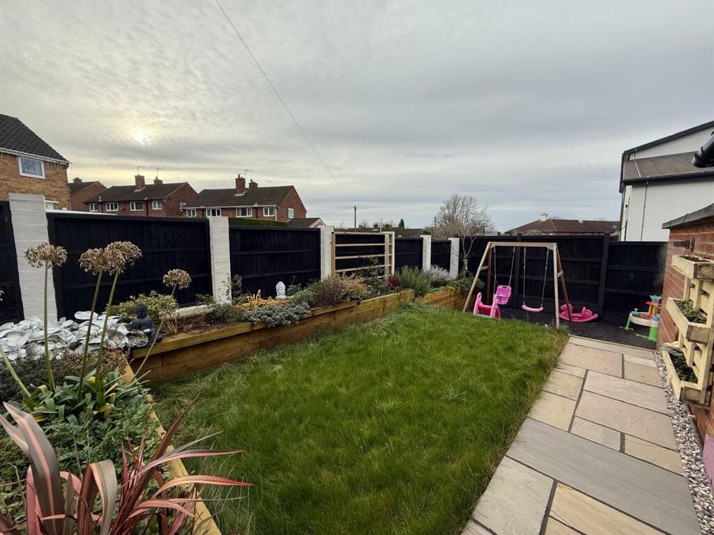 Additional image 17 of Wallace Rise, Cradley Heath, B64 7LP