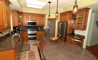 Additional image 5 of 2406 Departure Bay Road