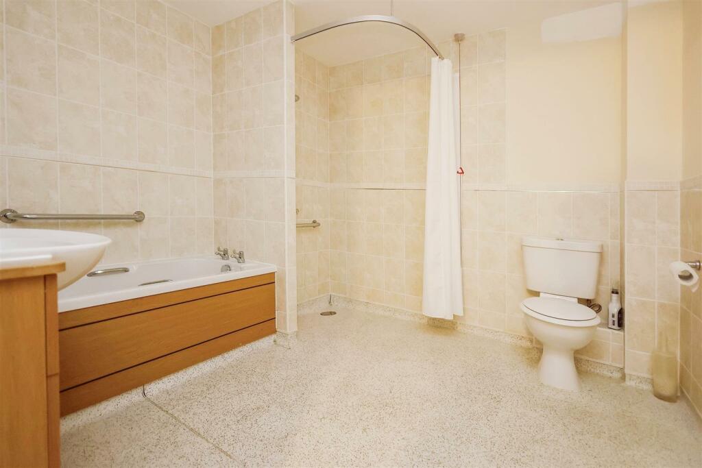 Additional image 10 of Poppy Court, 339 Jockey Road, Sutton Coldfield