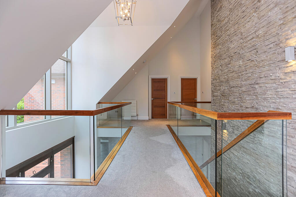 Additional image 52 of 21 The Crescent, Hampton-in-Arden, Solihull