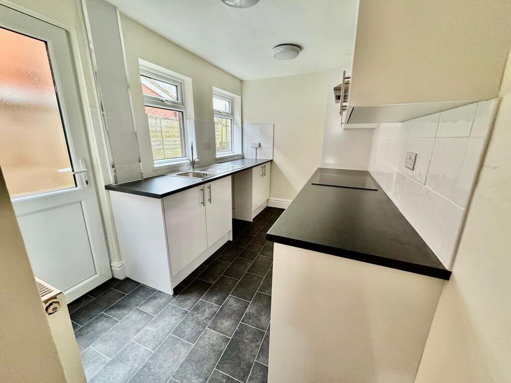 Additional image 7 of Grove Avenue, Solihull, West Midlands