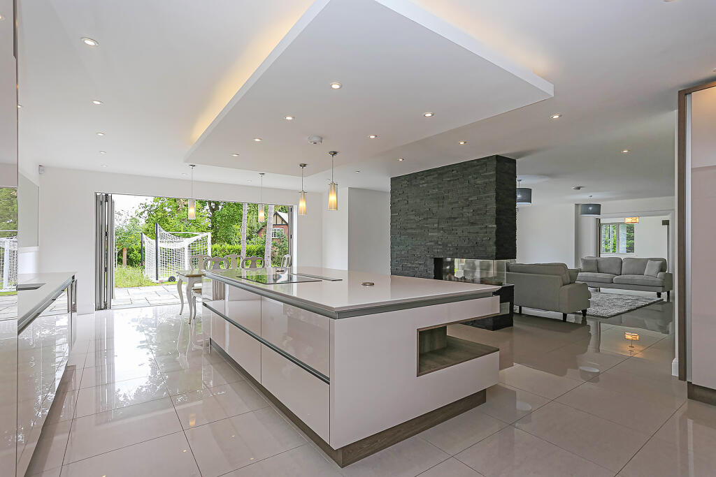 Additional image 3 of 21 The Crescent, Hampton-in-Arden, Solihull