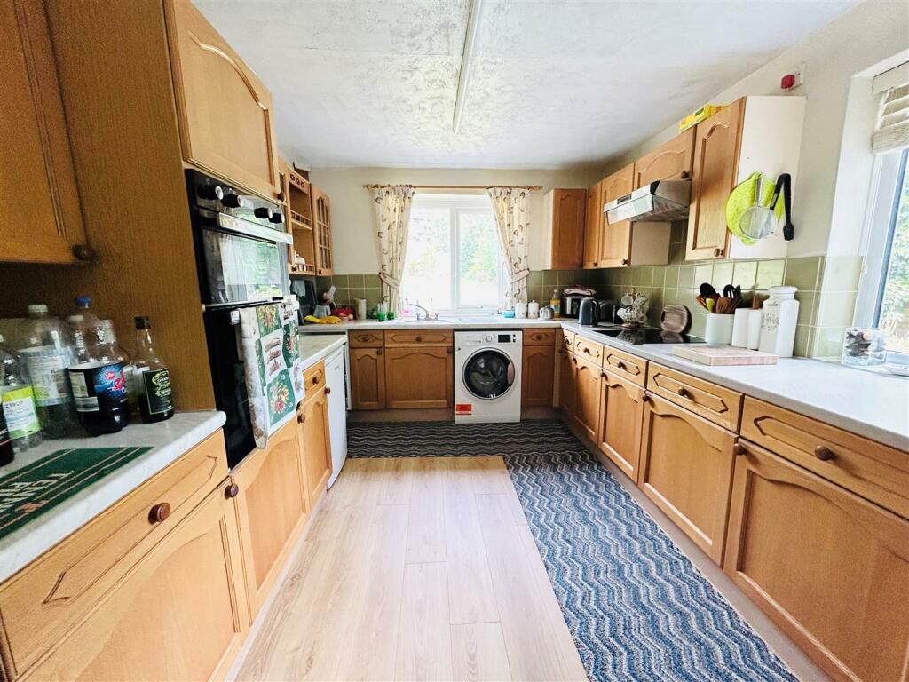 Additional image 4 of Hawthorn Croft, Oldbury