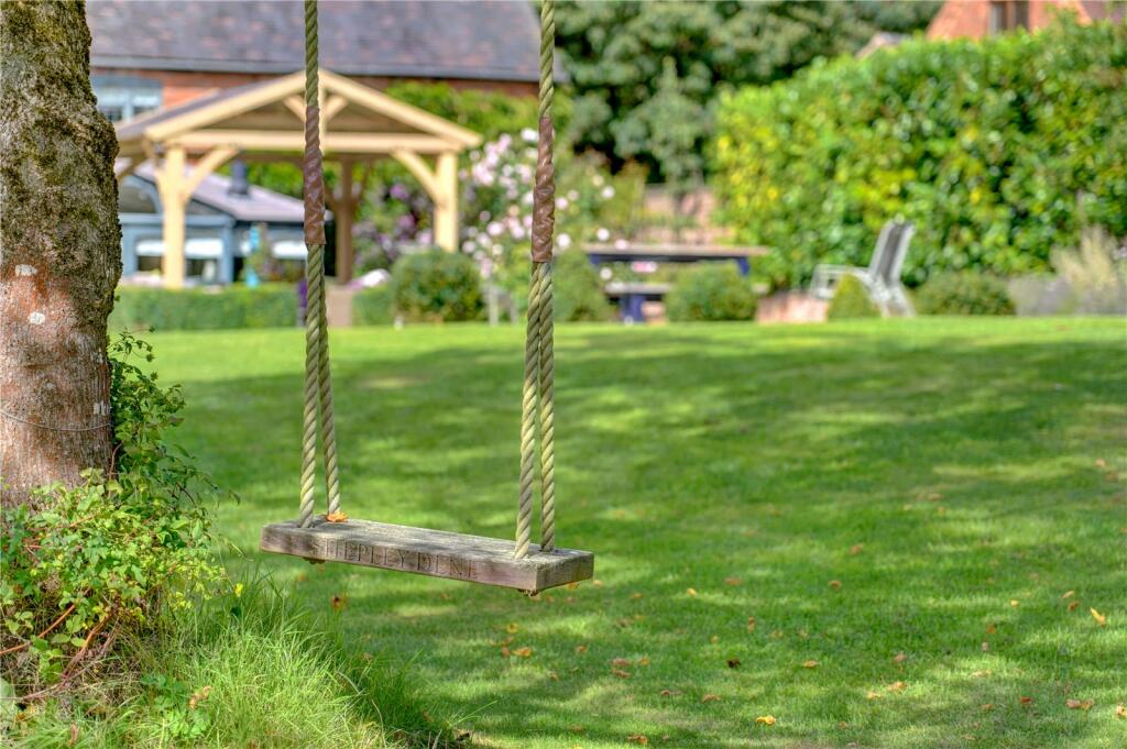 Additional image 24 of Dale Lane, Lickey End, Worcestershire, B60