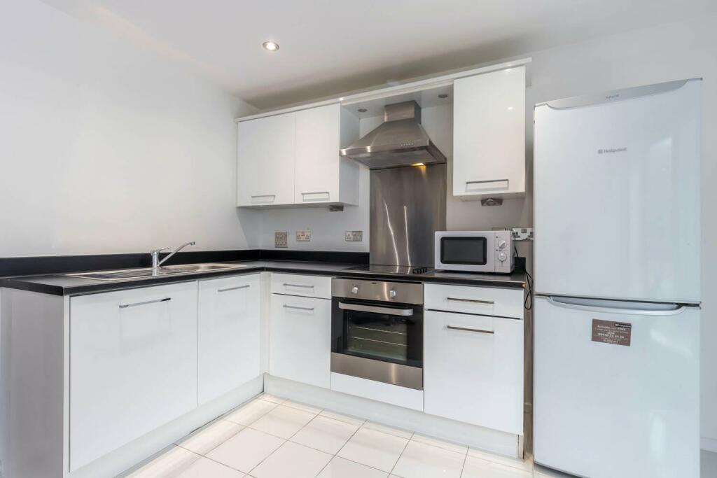 Additional image 4 of The Hive, Masshouse Plaza, Birmingham