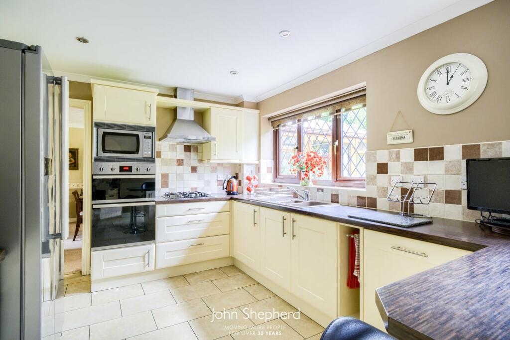 Additional image 4 of Sandhills Crescent, Solihull, West Midlands, B91