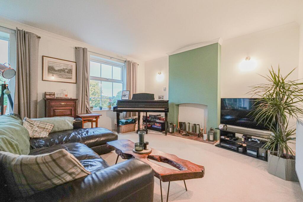 Additional image 5 of St. Lawrence Close, Knowle, B93