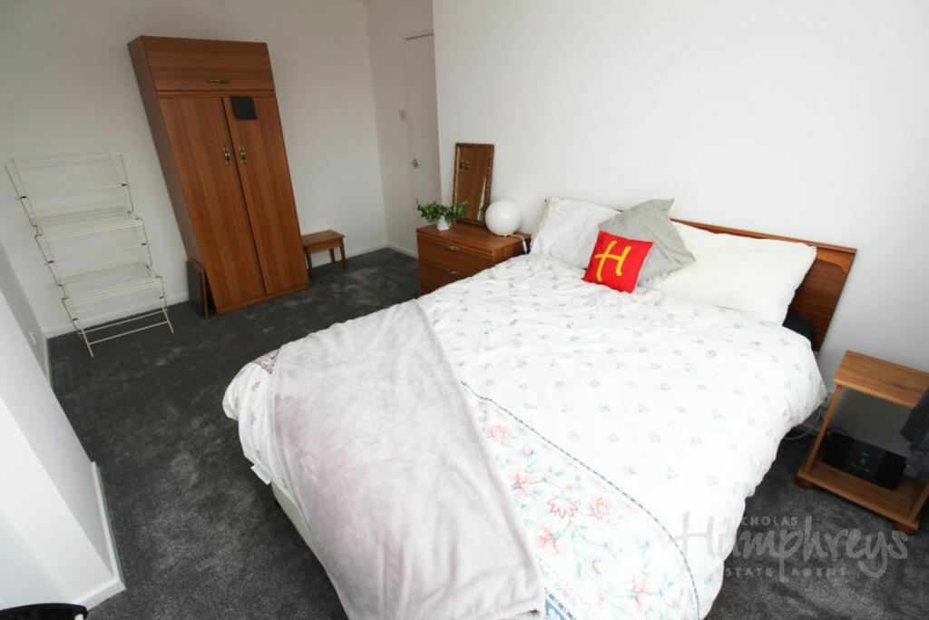 Additional image 2 of Westacre Gardens, Stechford B33 - 8-8 Viewings