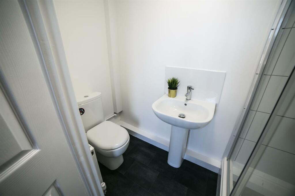 Additional image 35 of Two Gates, Halesowen