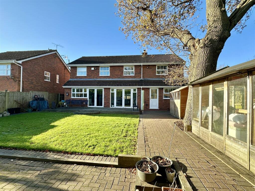 Additional image 32 of Coleshill Close, Hunt End, Redditch