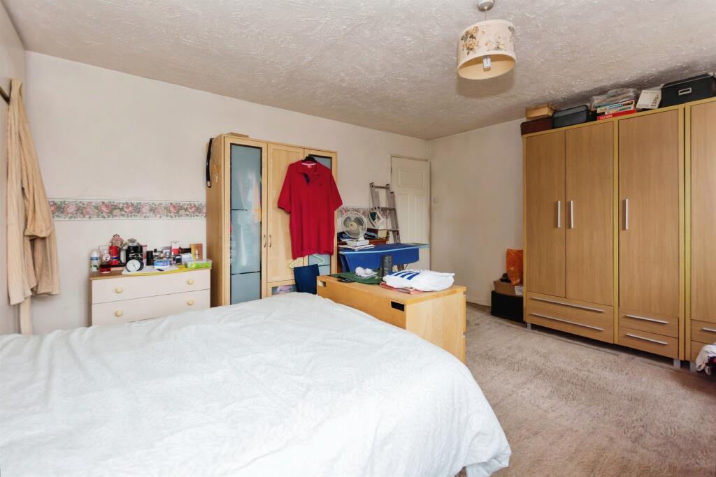 Additional image 11 of Suffolk Close, Oldbury