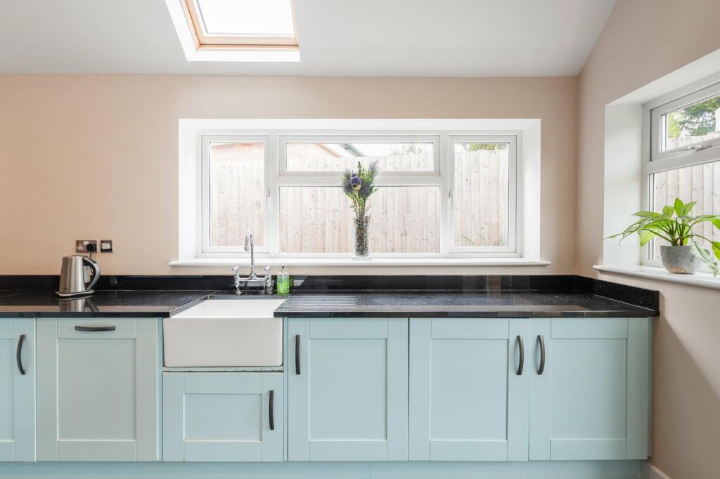 Additional image 12 of Chestnut Walk, Henley in Arden, Warwickshire, B95