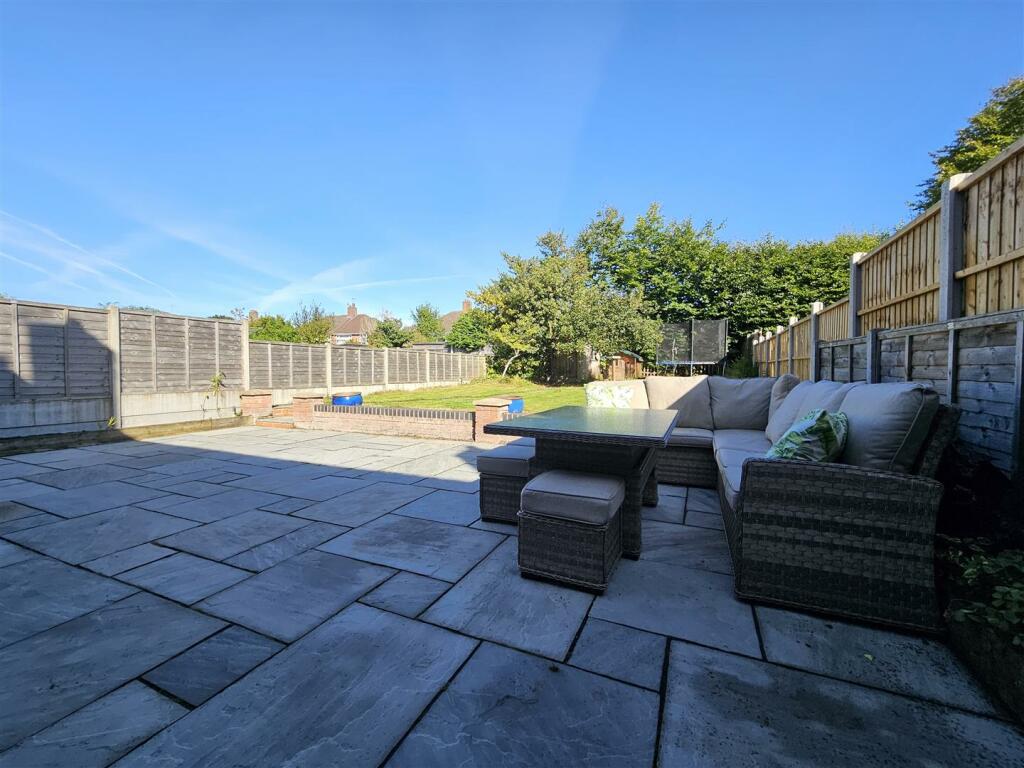 Additional image 20 of Henley Crescent, Solihull