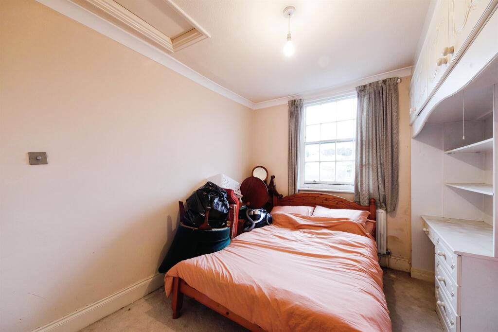 Additional image 15 of High Street, Henley-In-Arden