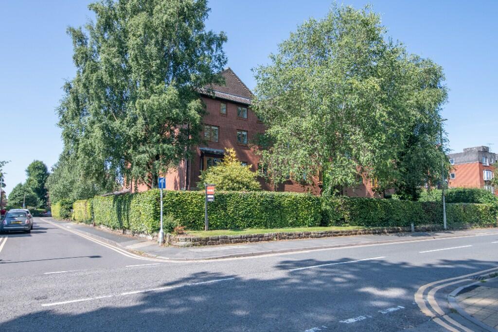 Additional image 4 of Lupton Court, The Crescent, Bromsgrove, Worcestershire, B60