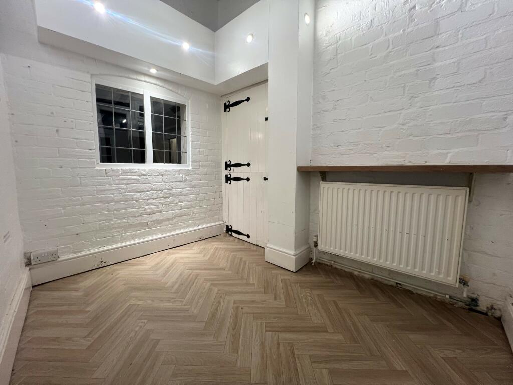 Additional image 4 of High Street, Henley in Arden