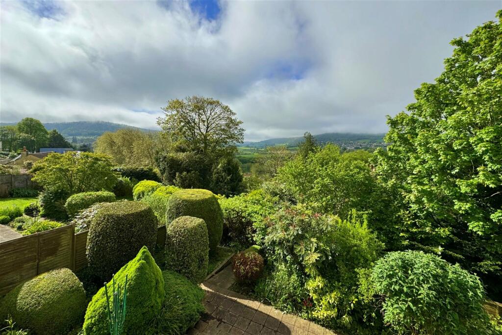 Additional image 4 of Court Gardens, Batheaston