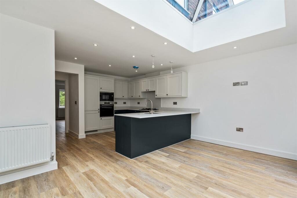 Additional image 4 of Lakeside View, Alcester Road, Wythall