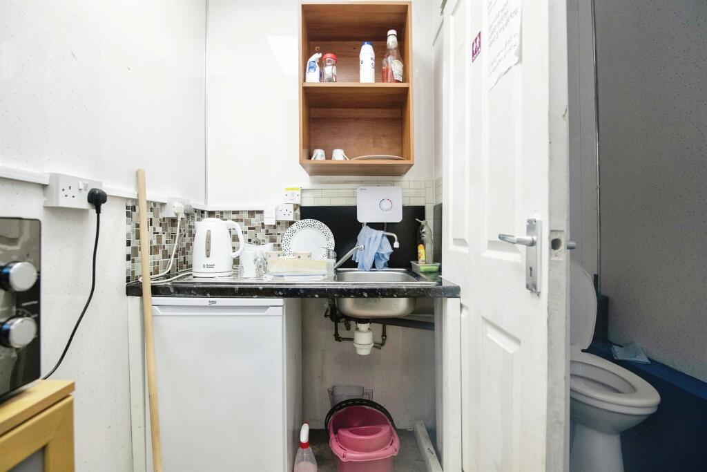 Additional image 20 of High Street, WEST BROMWICH