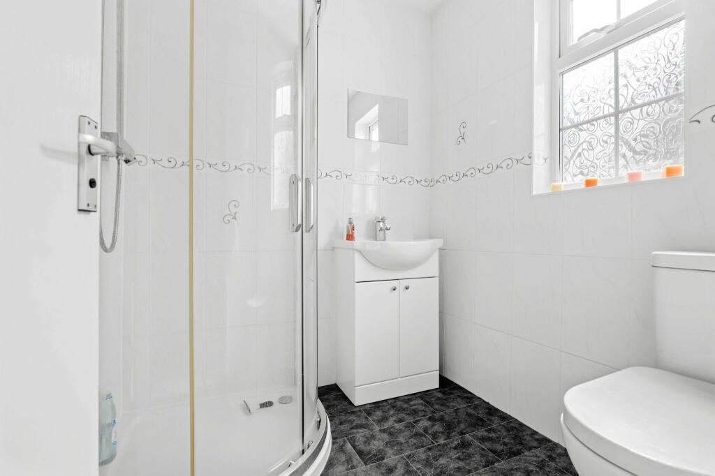 Additional image 8 of Lea Close, Alcester, B49