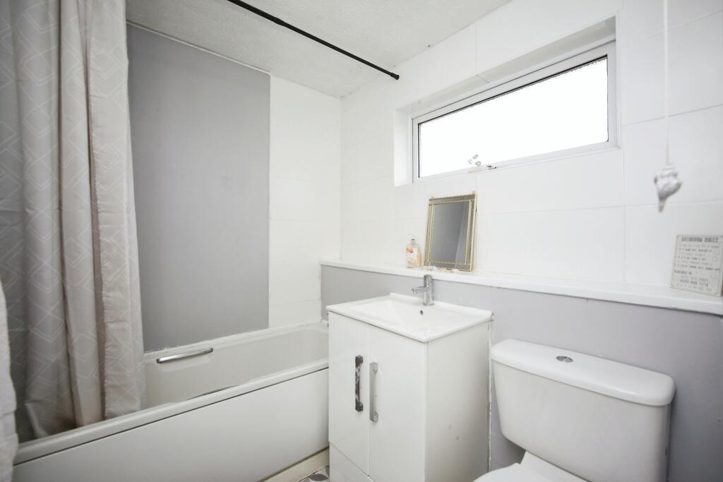 Additional image 10 of Dilwyn Close, Redditch, B98