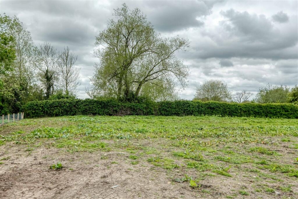 Additional image 8 of 4 Lion & Lamb Barns, Droitwich Road, Bradley Green B96 6RP