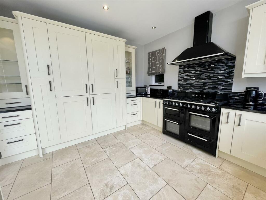 Additional image 6 of Tenterfields, Halesowen