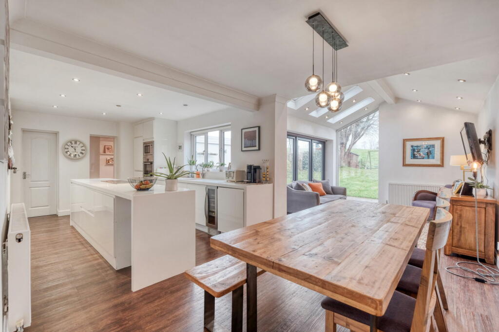 Additional image 17 of Hill Rise View, Lickey End, Bromsgrove, B60 1GA