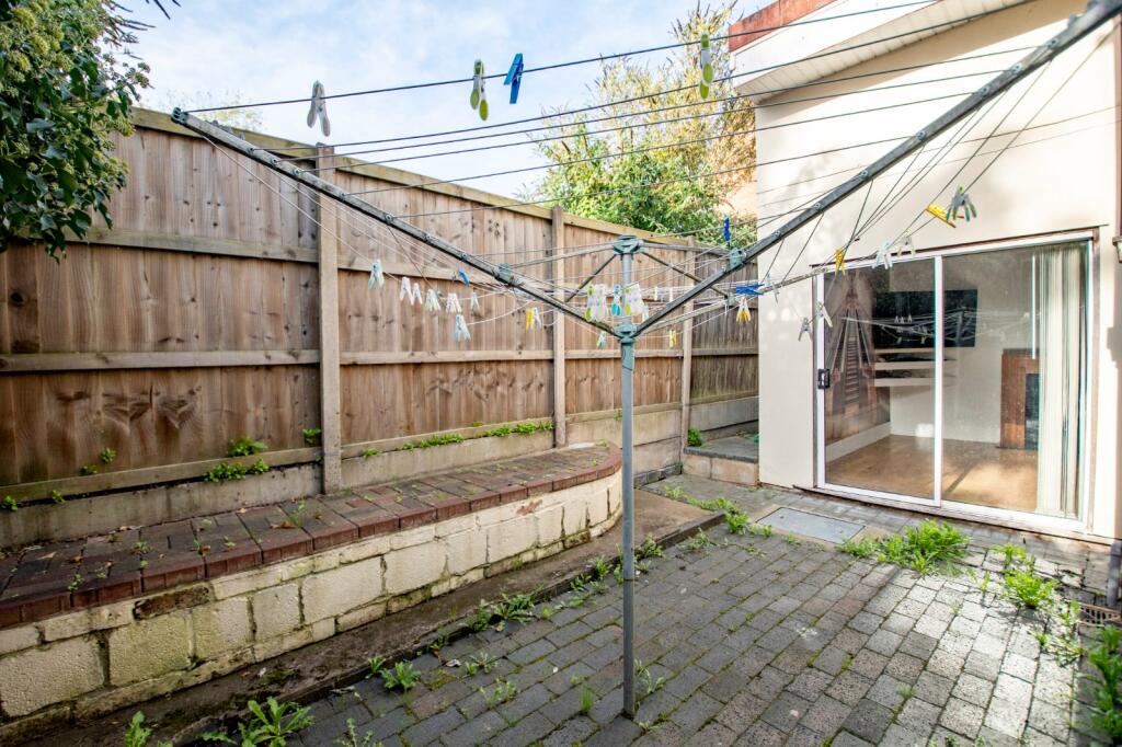 Additional image 25 of The Drive, Halesowen, West Midlands, B63