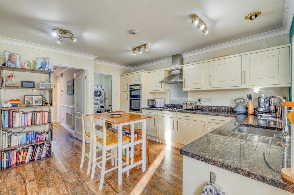 Additional image 5 of Meadowvale Road, Lickey End, Bromsgrove, B60 1JY