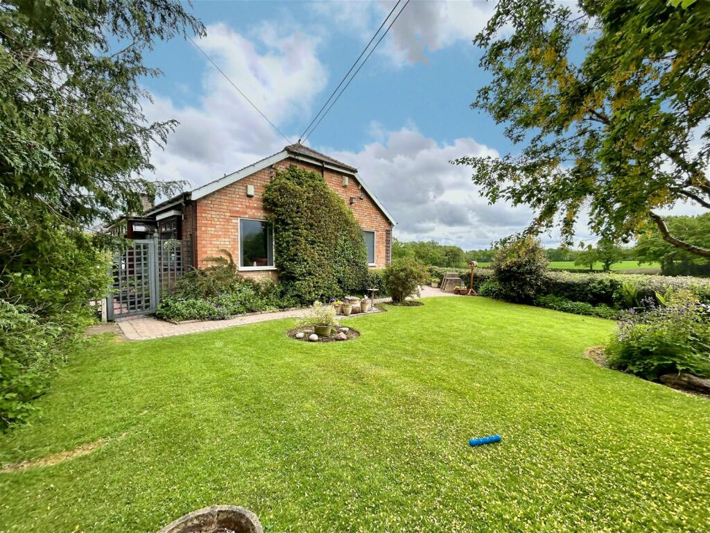 Additional image 17 of Wood Lane, Earlswood