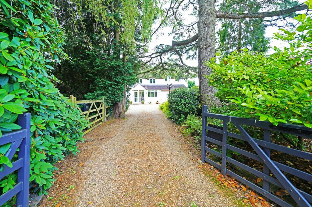 Additional image 31 of Warwick Road, Knowle, B93