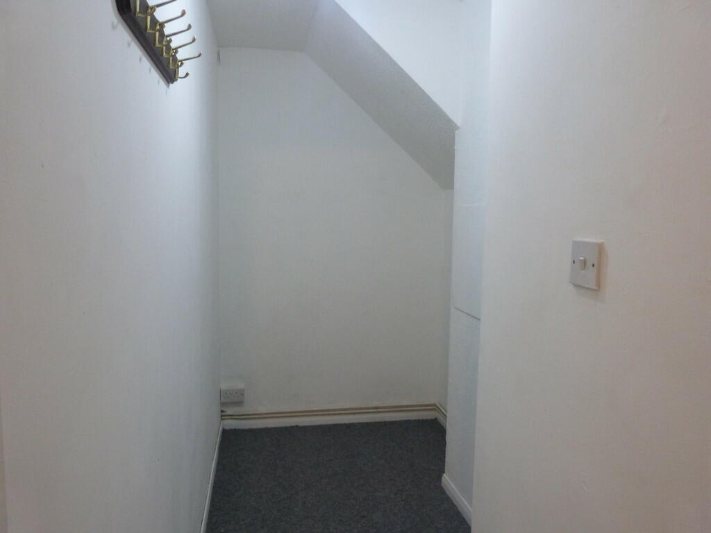 Additional image 5 of Slimbridge Close, Redditch