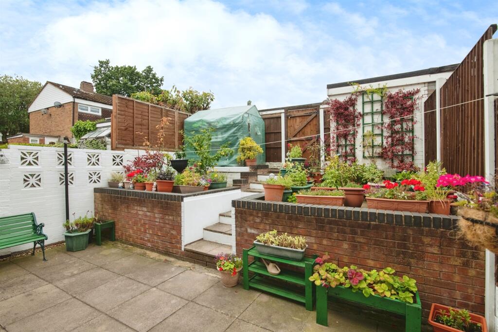 Additional image 17 of Farhill Close, West Bromwich