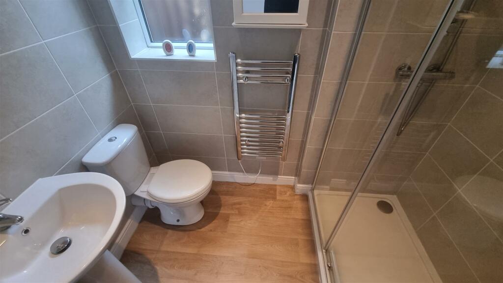 Additional image 24 of Middle Lane, Wythall