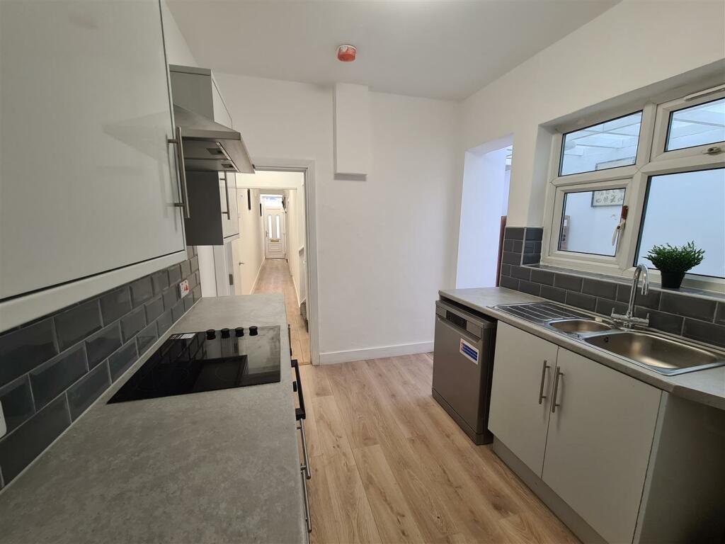 Additional image 6 of Bearwood Road, Smethwick