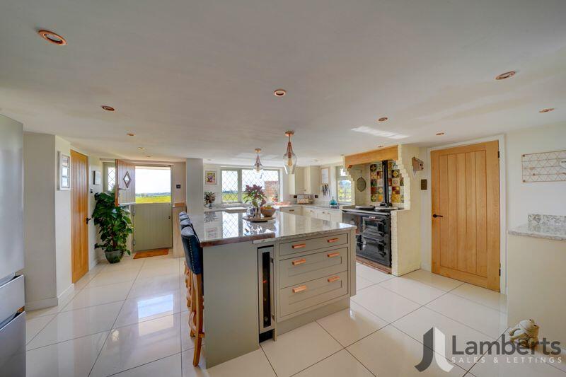 Additional image 48 of Droitwich Road, Hanbury