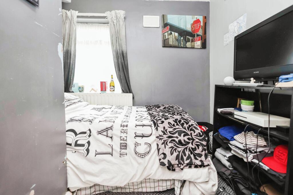 Additional image 11 of Alexander Road, SMETHWICK, West Midlands, B67