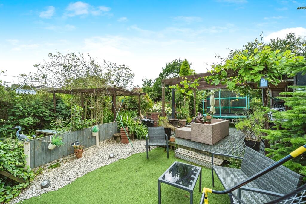 Additional image 17 of Willow Drive, Tividale, Oldbury