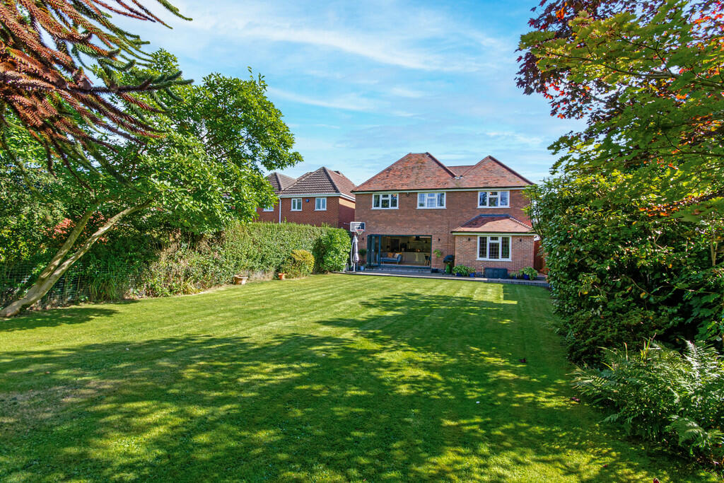 Additional image 44 of Whitehouse Common Road, Sutton Coldfield