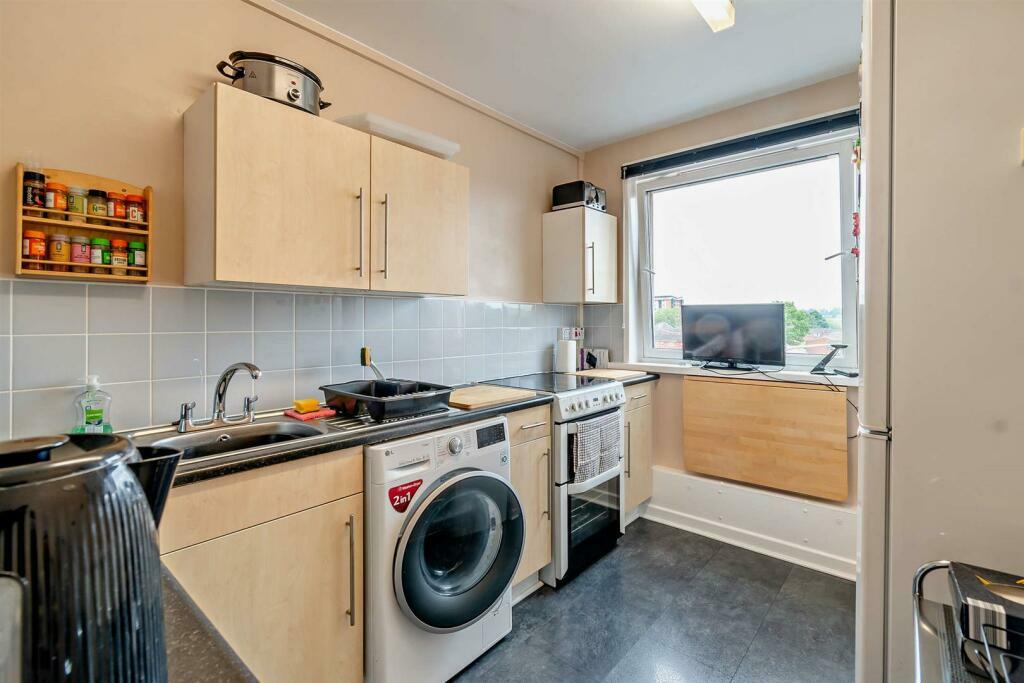 Additional image 4 of Spon Lane, West Bromwich, B70