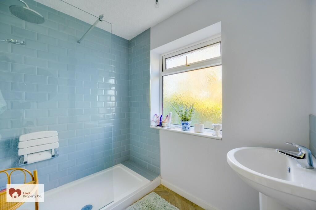 Additional image 15 of Bradbury Road, Solihull, B92 8AE