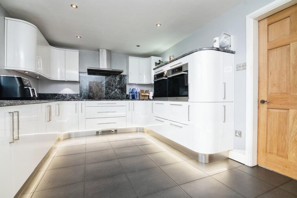 Additional image 18 of Regis Heath Road, Rowley Regis