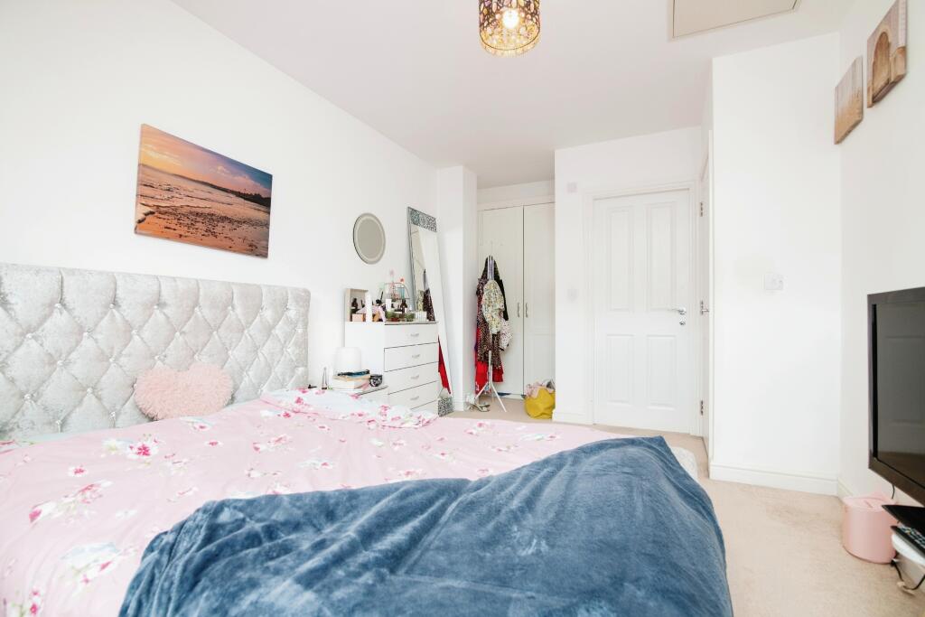 Additional image 9 of Silverlight Grove, Oldbury, B69