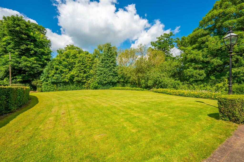 Additional image 4 of Stratford Road, Wootton Wawen