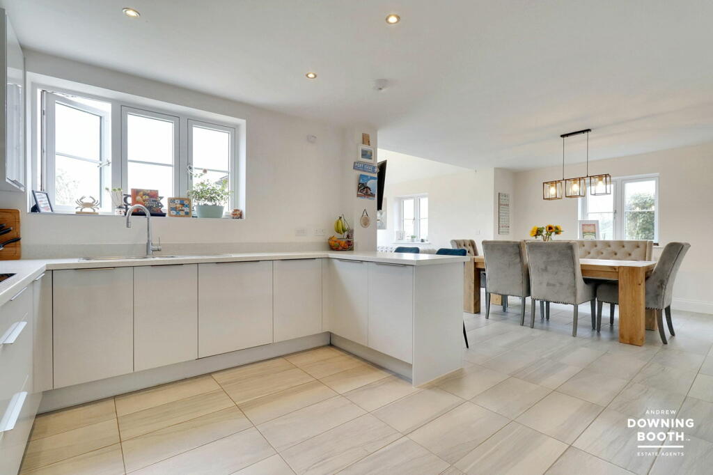 Additional image 10 of Manor Lane, Harlaston